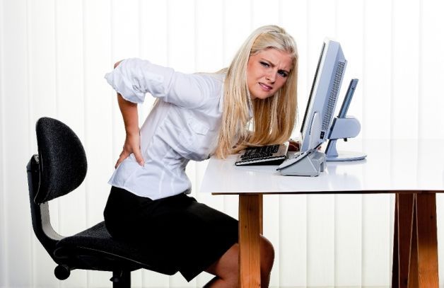Dolori da postura “sbagliata”? Massaggio miofasciale e rieducazione posturale